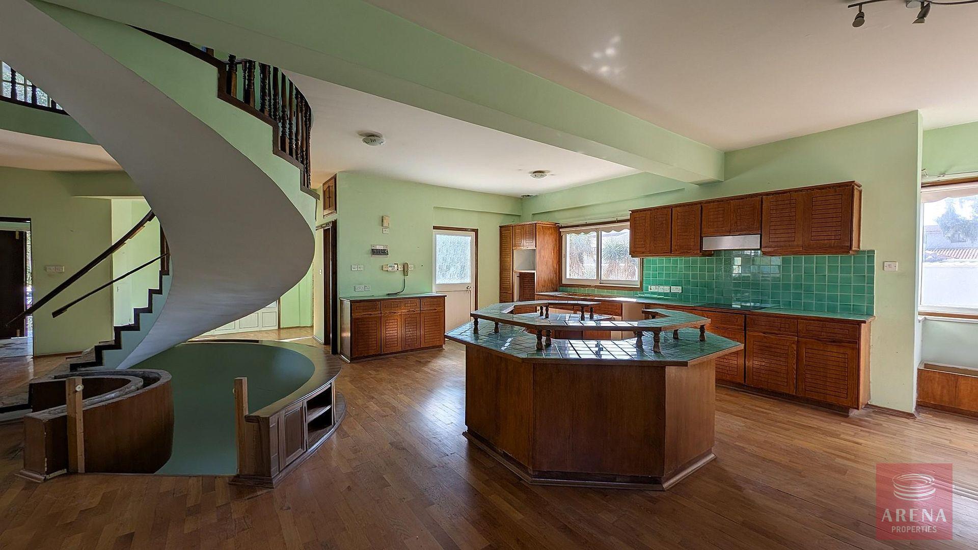 1-VILLA-ARADIPPOU-10341-5-3