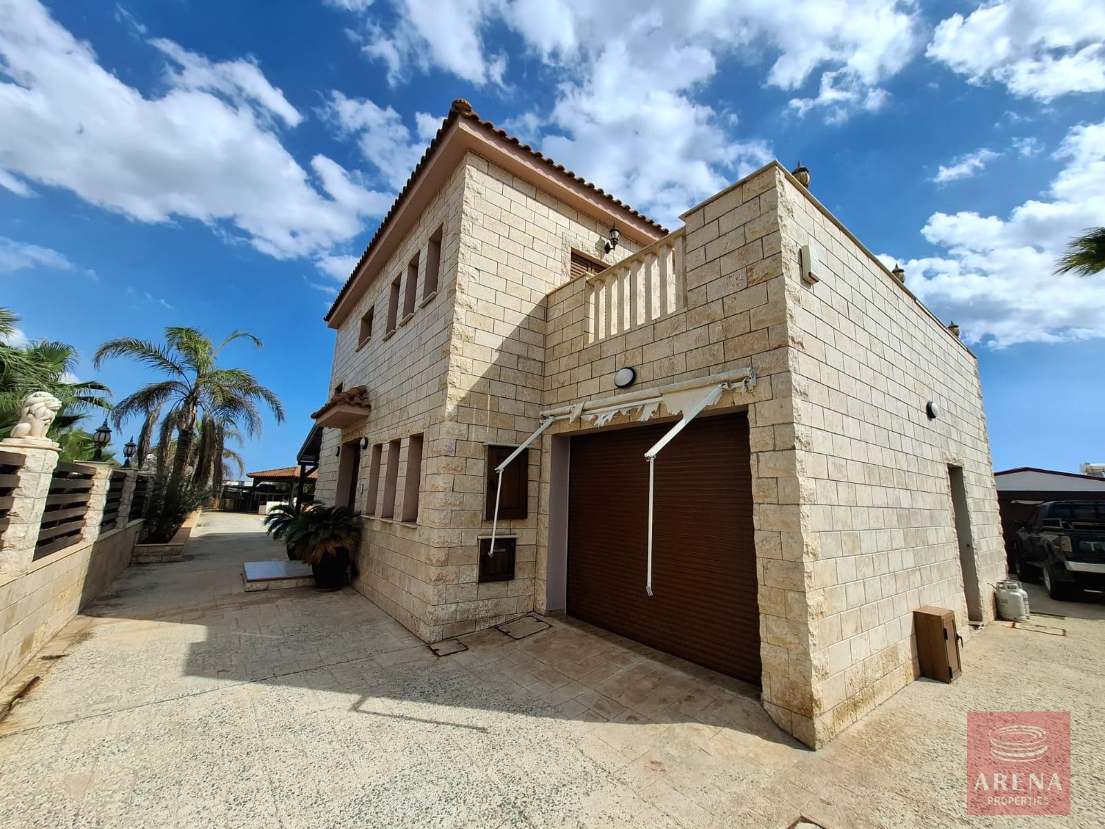 1-VILLA-AYIA-THEKLA-10250-13-3