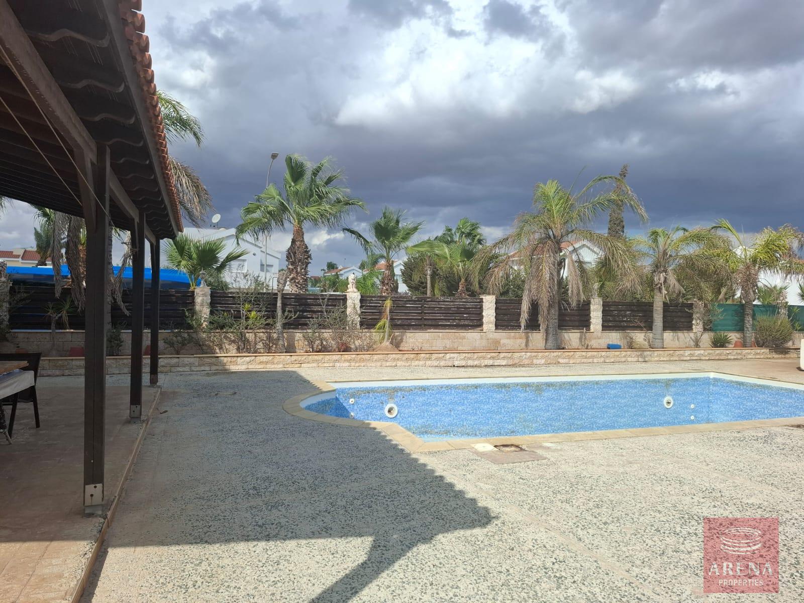 1-VILLA-AYIA-THEKLA-10250-2-3