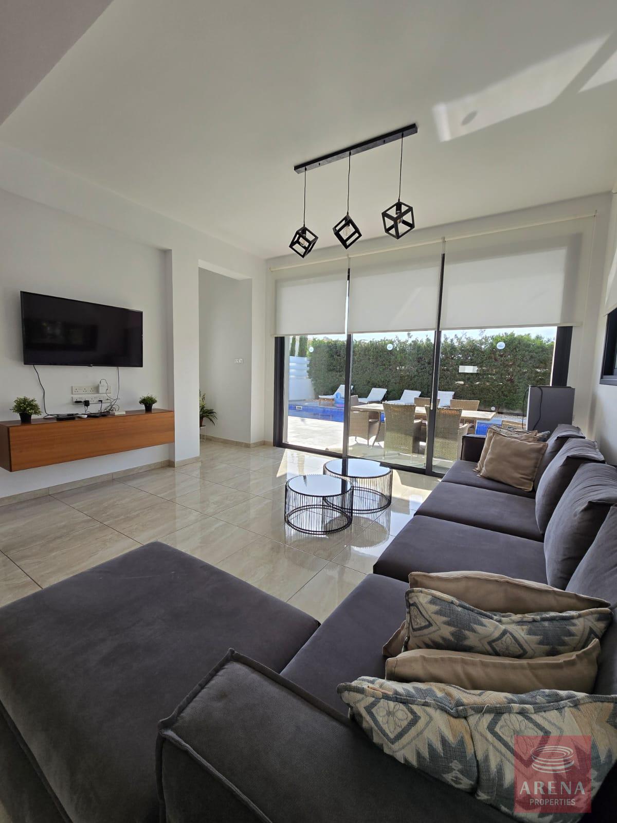 1-VILLA-AYIA-TRIADA-9680-11