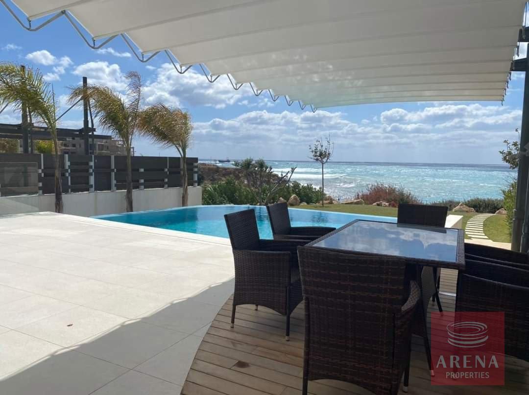 1-VILLA-CHLORAKA-9703-9