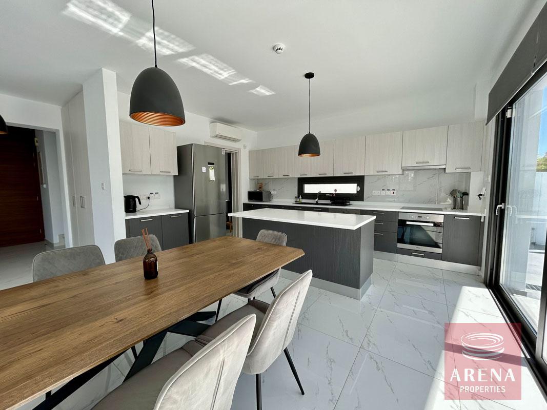 1-VILLA-DEKELIA-10377-10-7