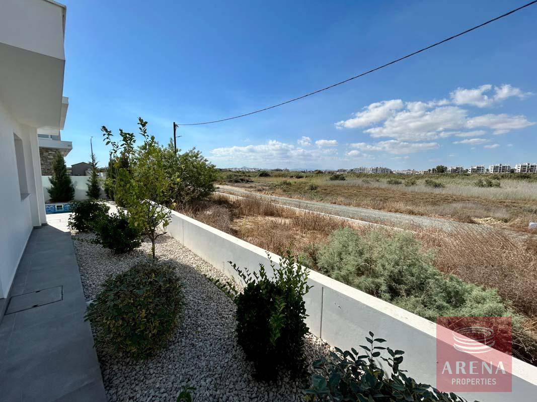 1-VILLA-DEKELIA-10377-29-6