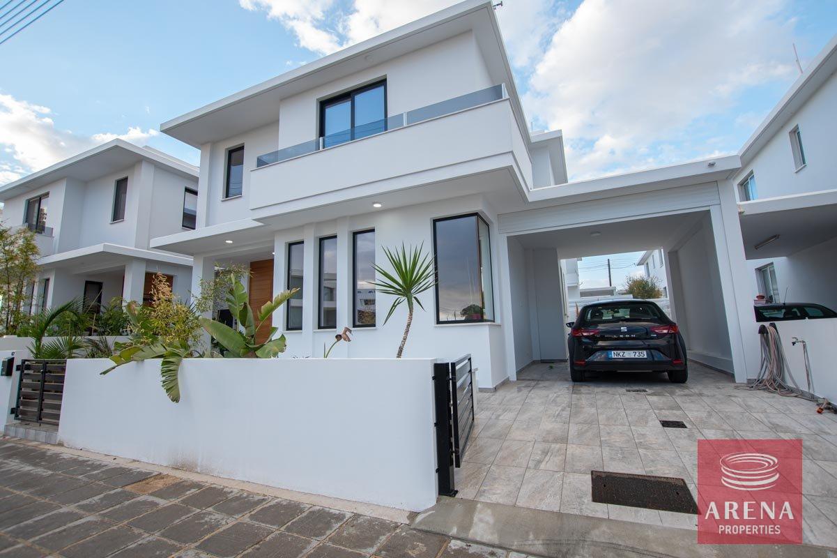 1-VILLA-FOR-RENT-LIVADIA-5473-1