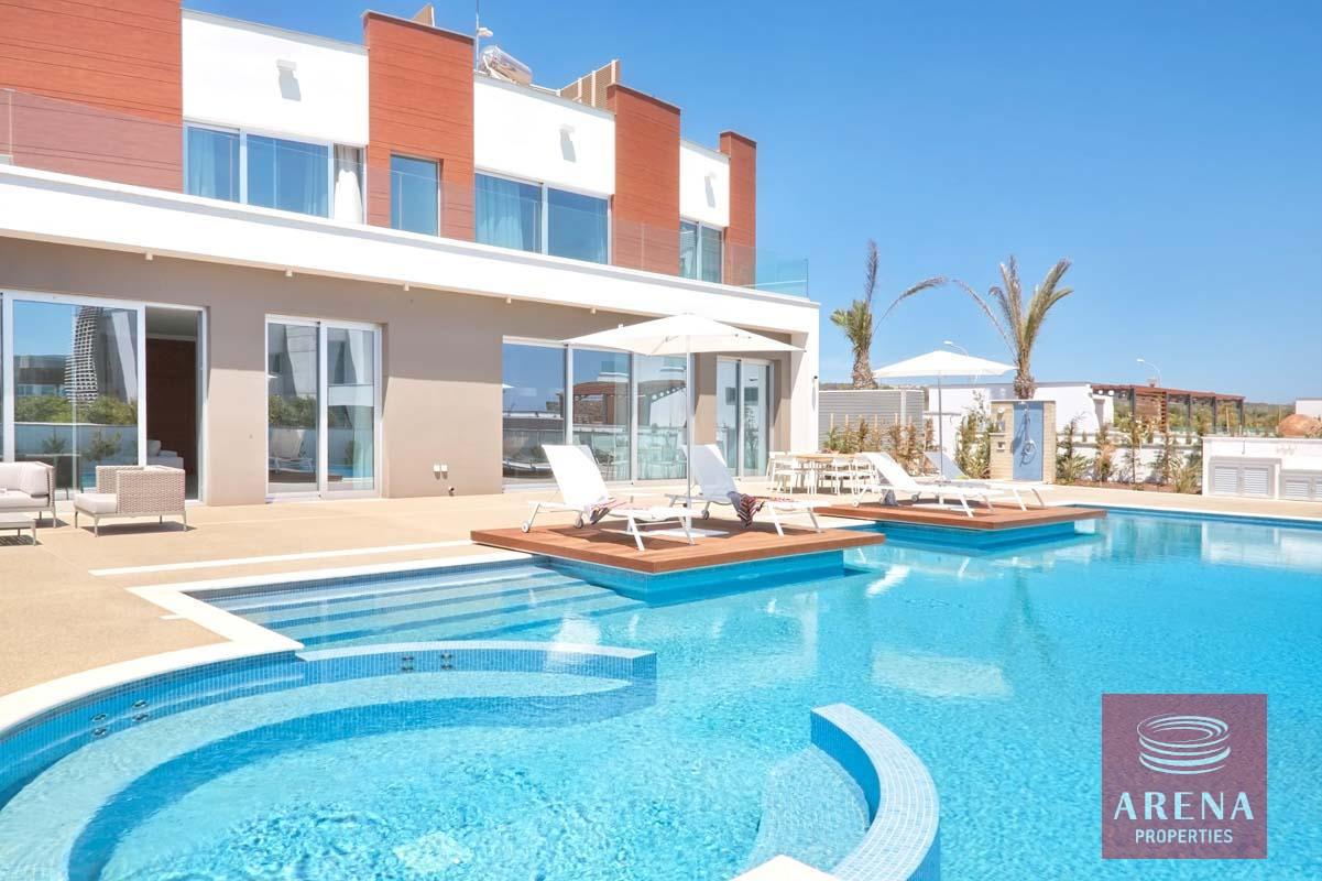 1-VILLA-FOR-SALEIN-AYIA-NAPA-7042-1