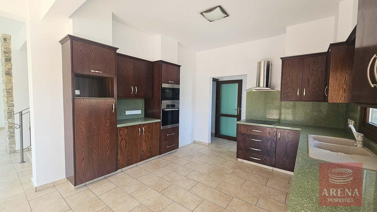 1-VILLA-IN-AGIA-ANNA-10440-5-2