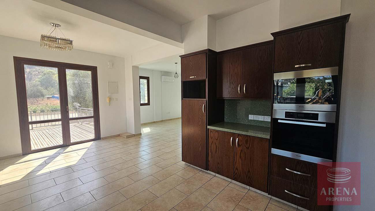 1-VILLA-IN-AGIA-ANNA-10440-6-2