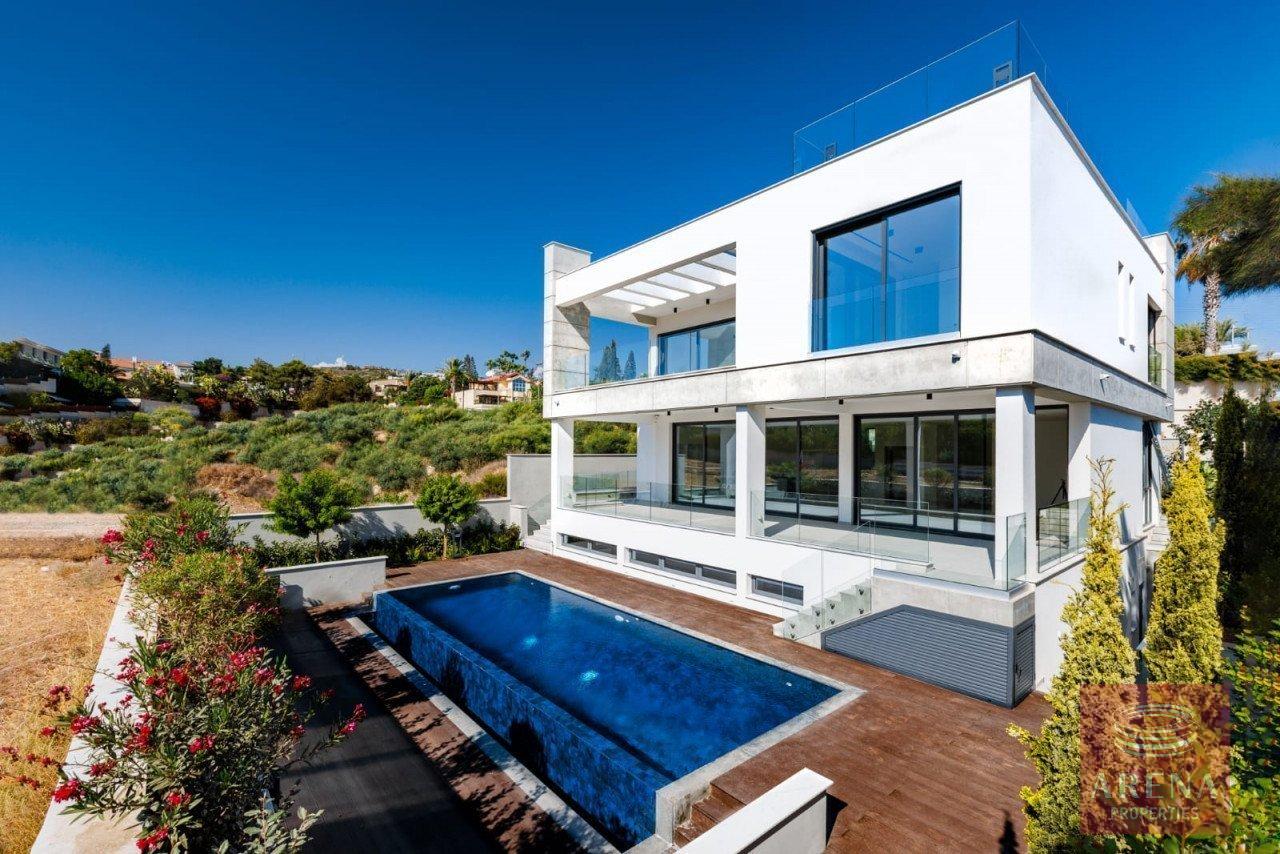 1-VILLA-IN-AGIOS-TYCHONAS-9721-13