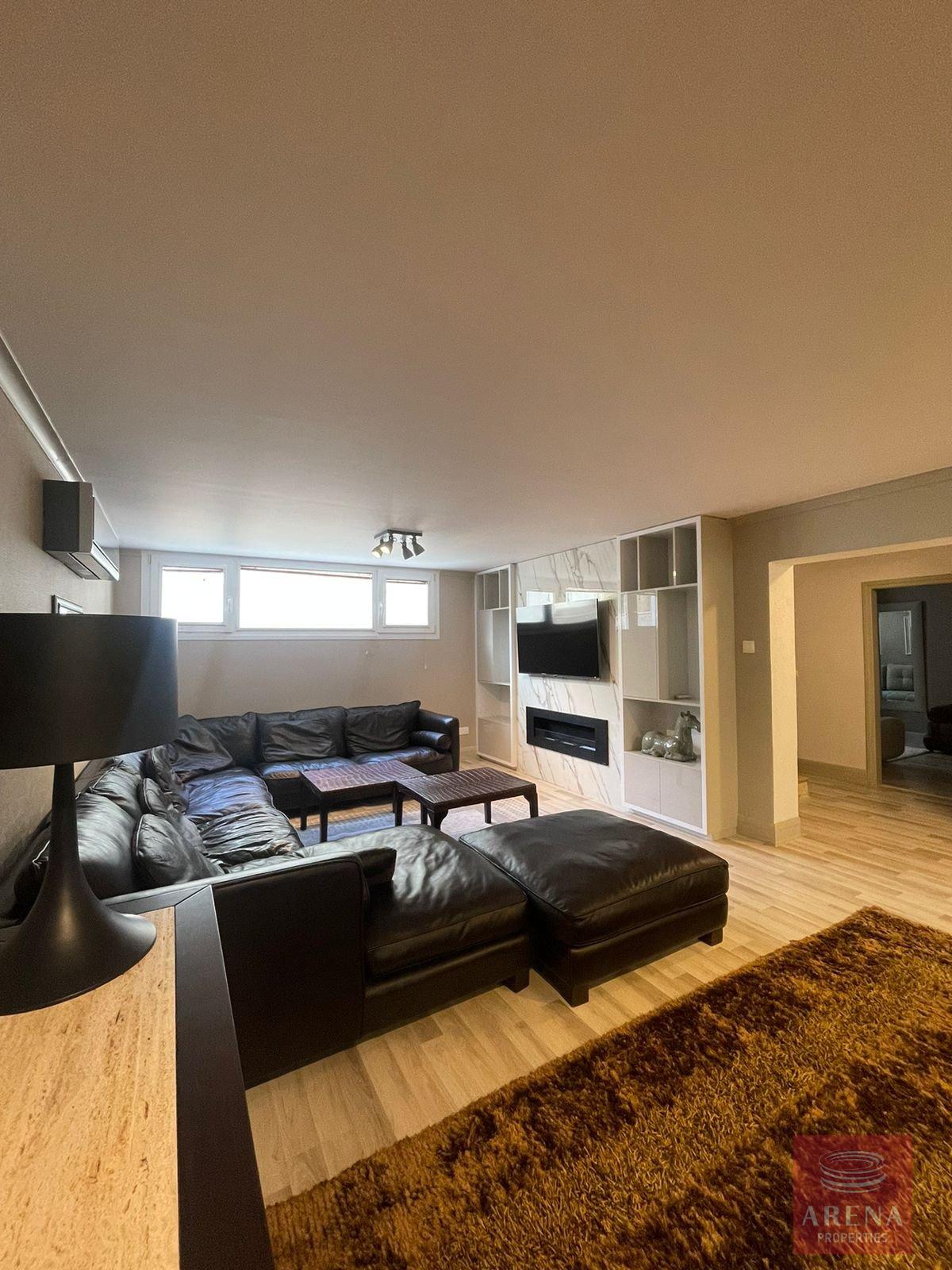 1-VILLA-IN-AMATHOUNTA-9712-20