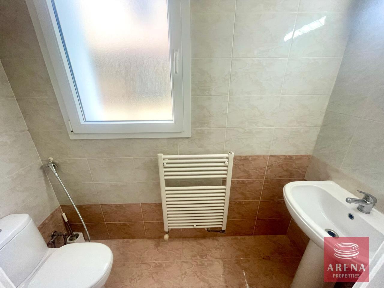 1-VILLA-IN-ARADIPPOU-9187-10