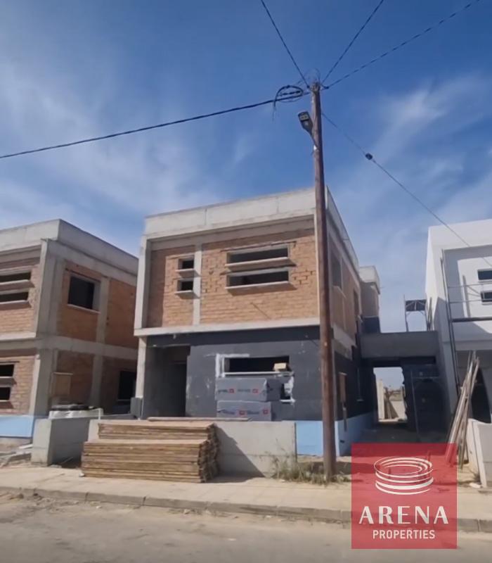 1-VILLA-IN-AVGOROU-7171-1