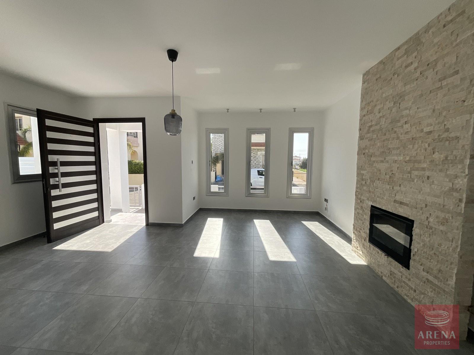 1-VILLA-IN-AVGOROU-9338-6