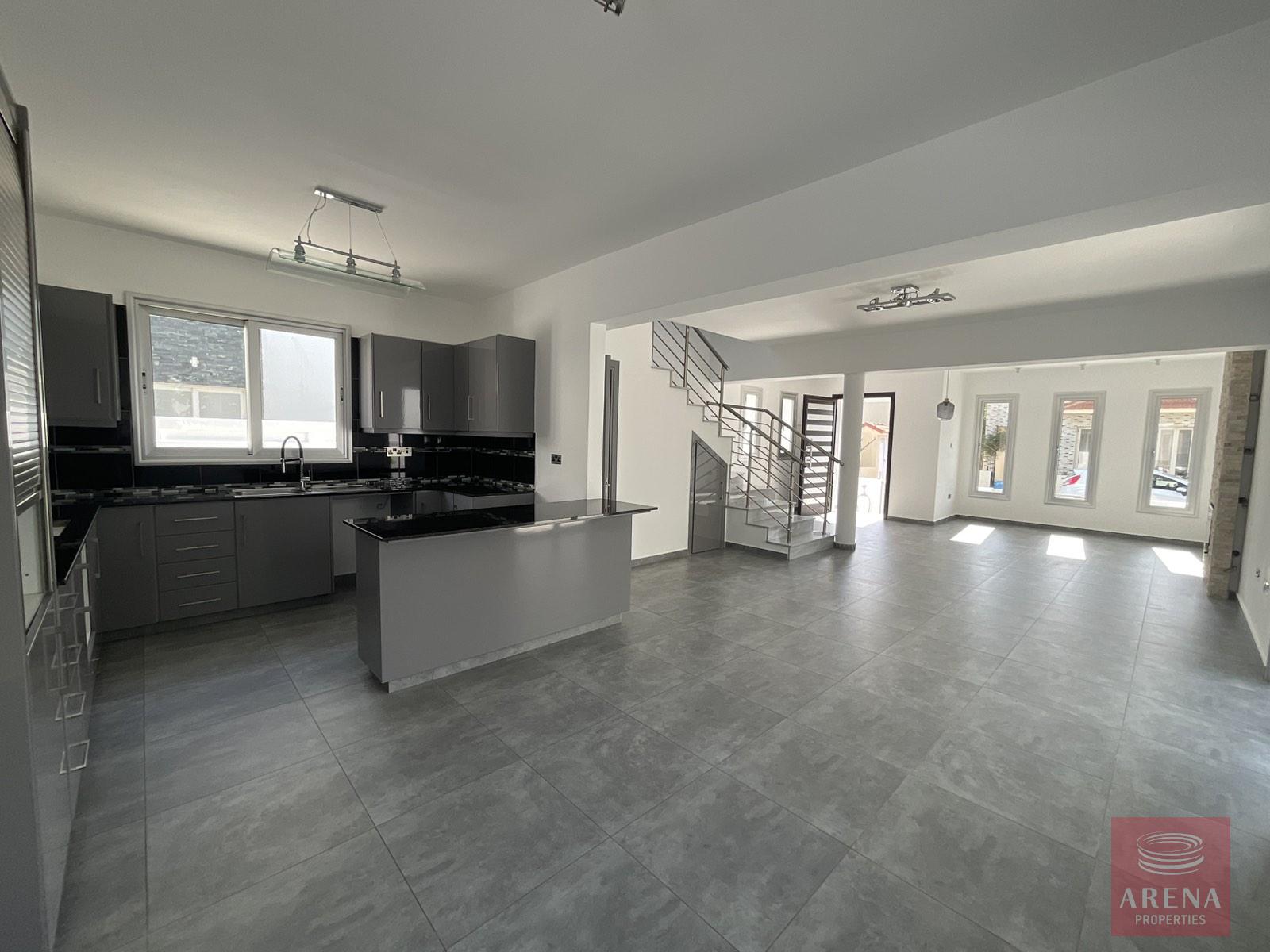 1-VILLA-IN-AVGOROU-9338-8