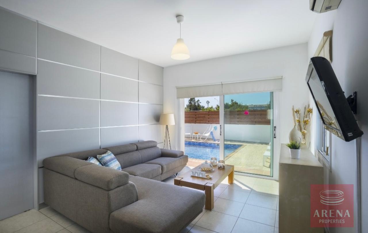 1-VILLA-IN-AYIA-TRIADA-9766-10-1