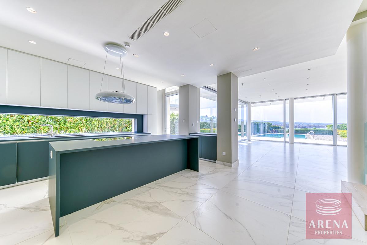 1-VILLA-IN-CORAL-BAY-9706-3