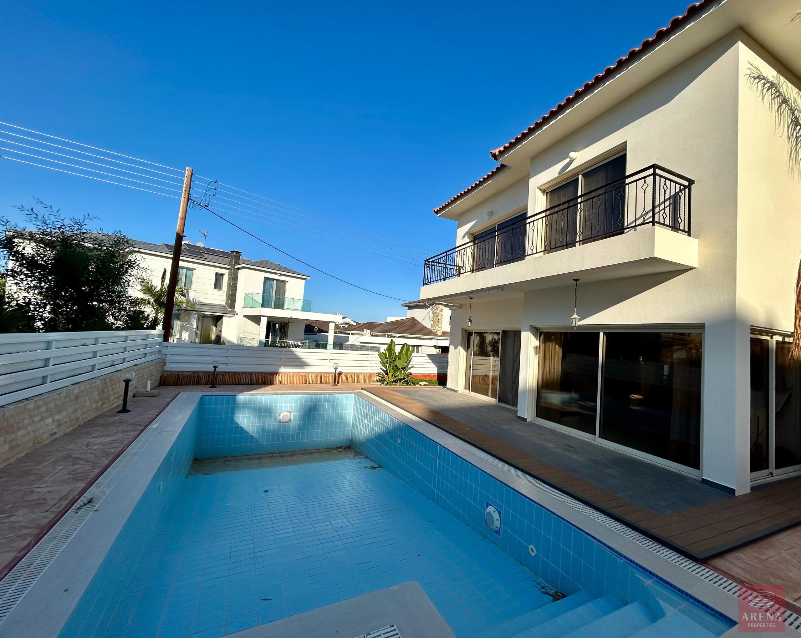 1-VILLA-IN-OROKLINI-9789-29-scaled-2