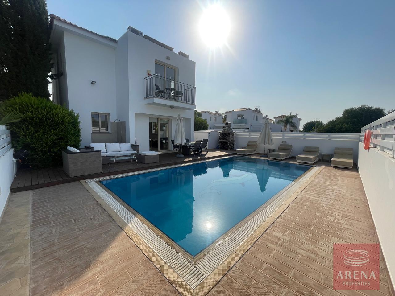 1-VILLA-IN-PERNERA-9887-1-1