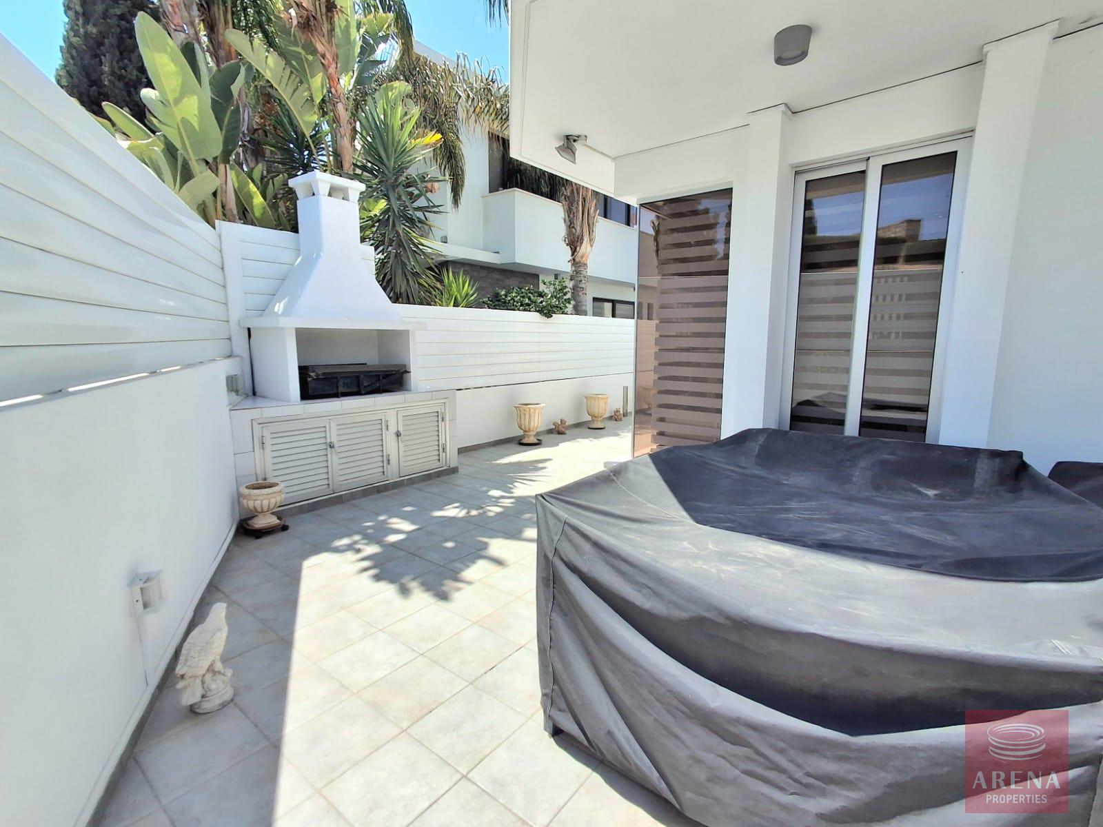 1-VILLA-LIVADIA-5015-27-2