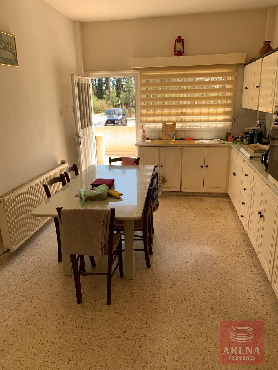 1-VILLA-MENEOU-10351-15-3