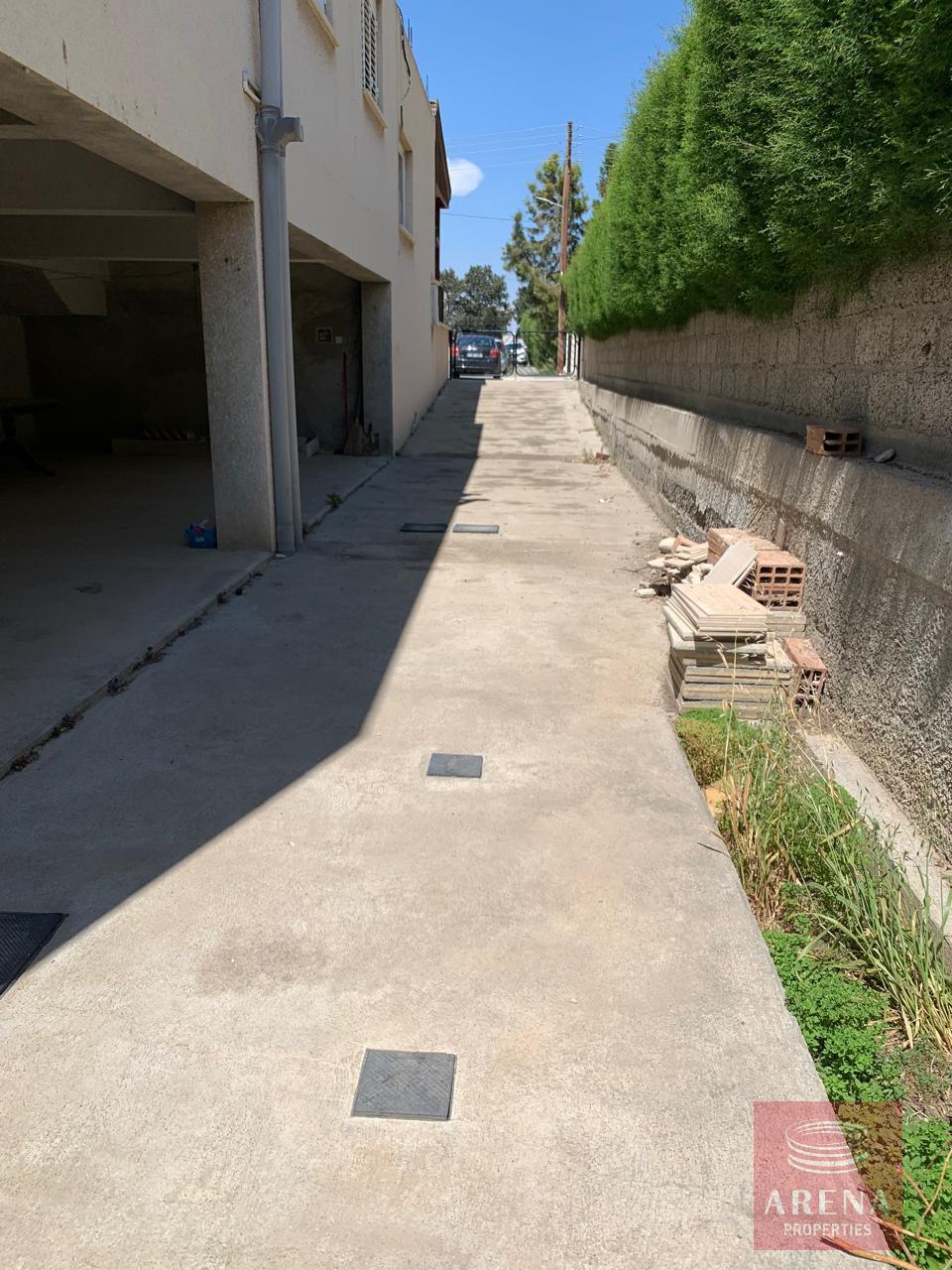 1-VILLA-MENEOU-10351-16-3