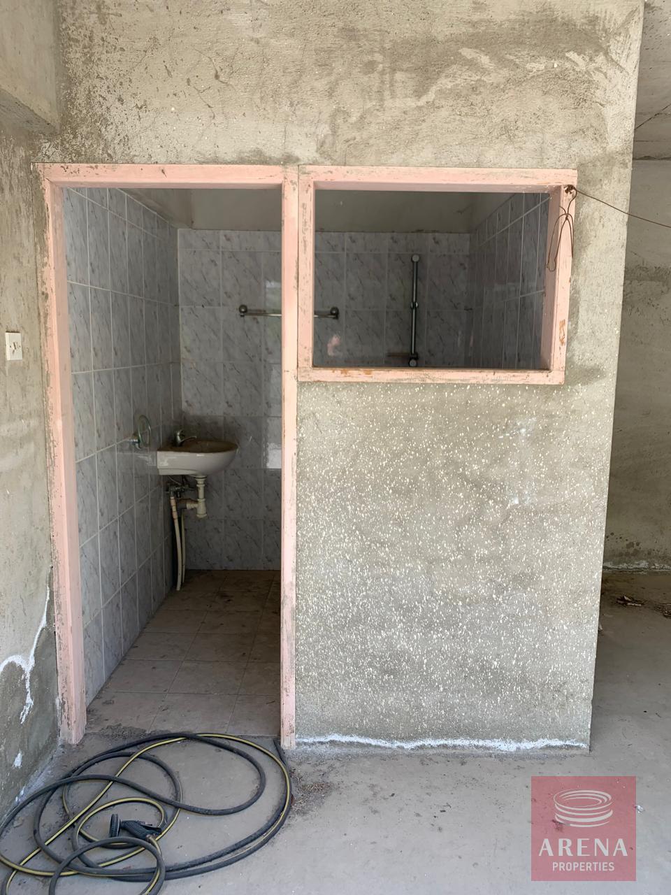 1-VILLA-MENEOU-10351-18-3