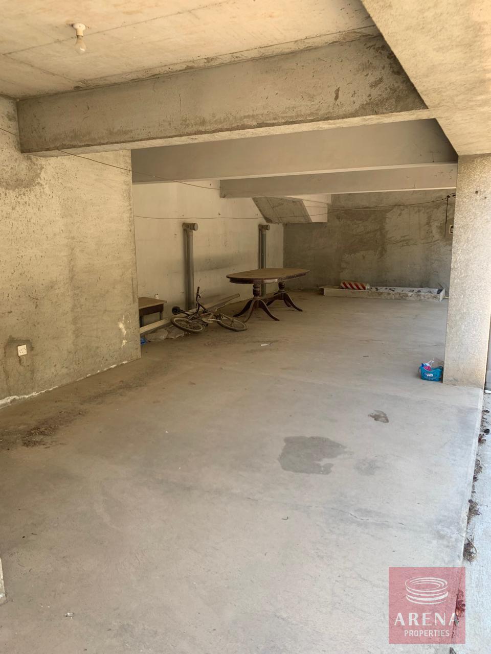 1-VILLA-MENEOU-10351-19-3