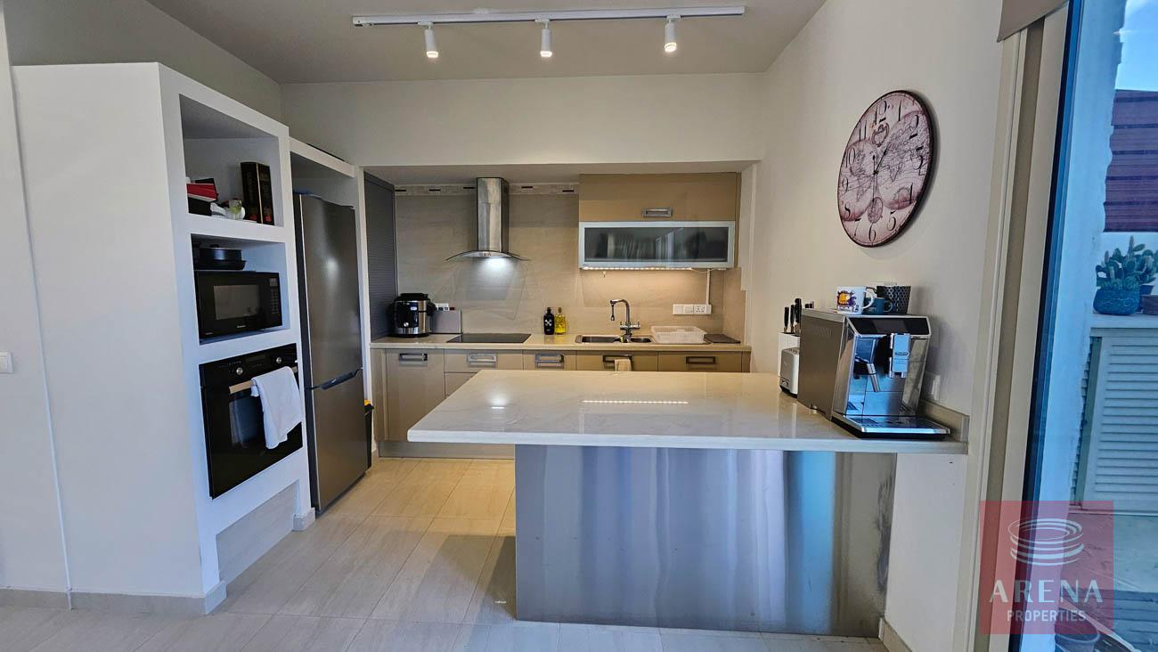 1-VILLA-N-KITI-10443-24-2