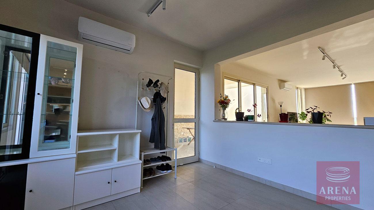 1-VILLA-N-KITI-10443-35-2