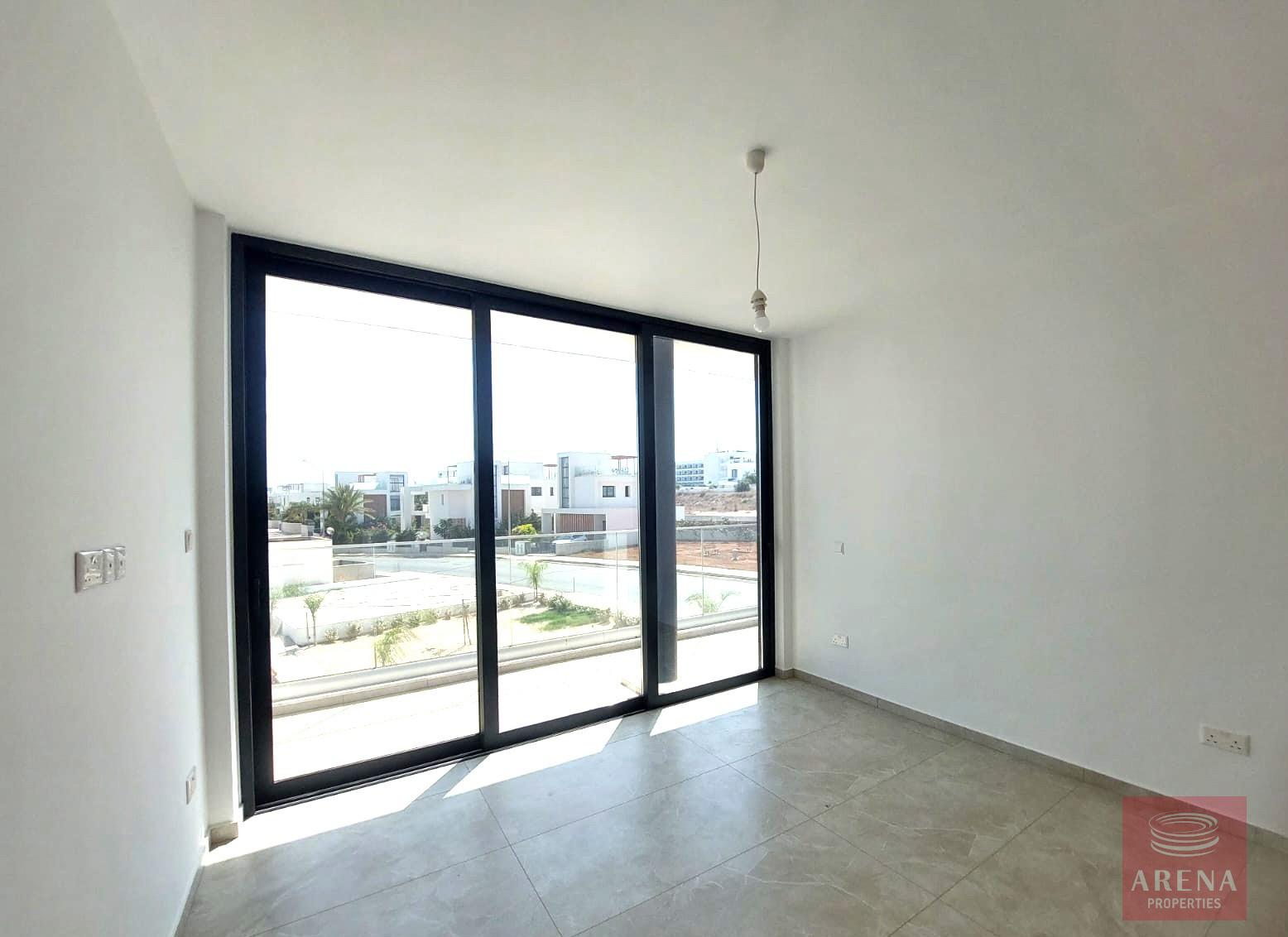 1-VILLA-PROTARAS010196-25-5