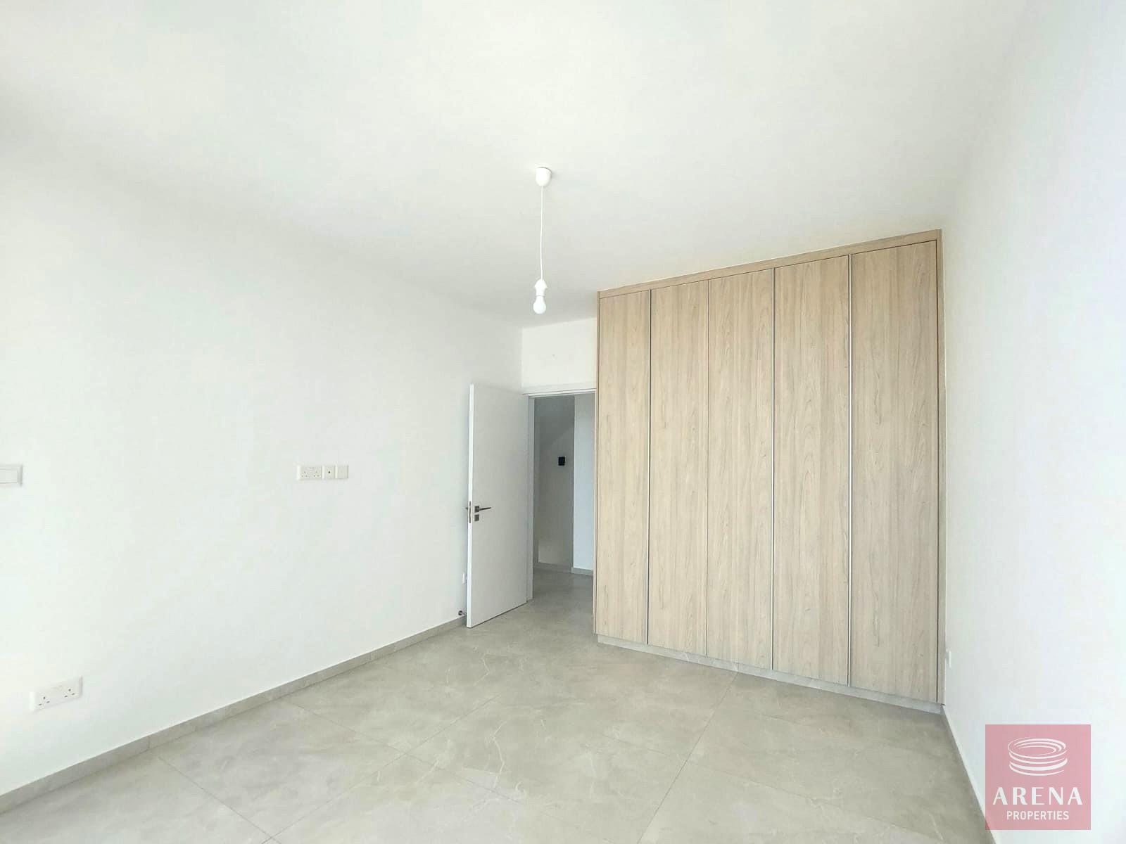 1-VILLA-PROTARAS010196-30-5