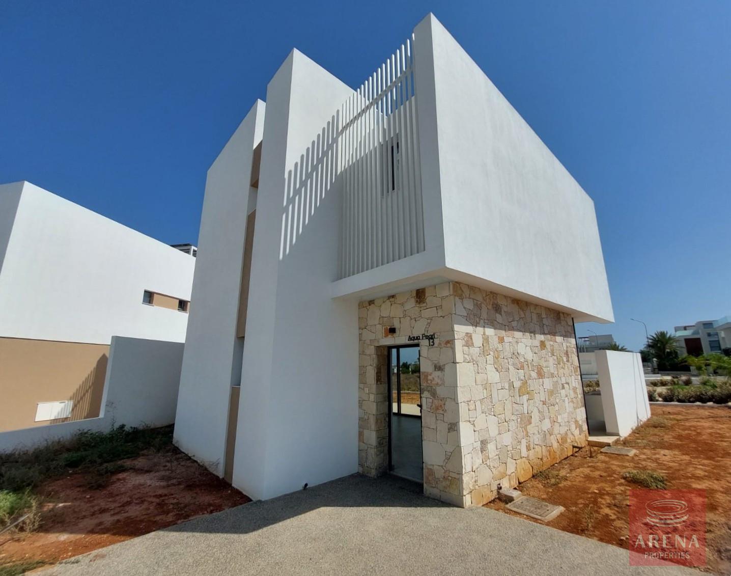 1-VILLA-PROTARAS010196-35-5