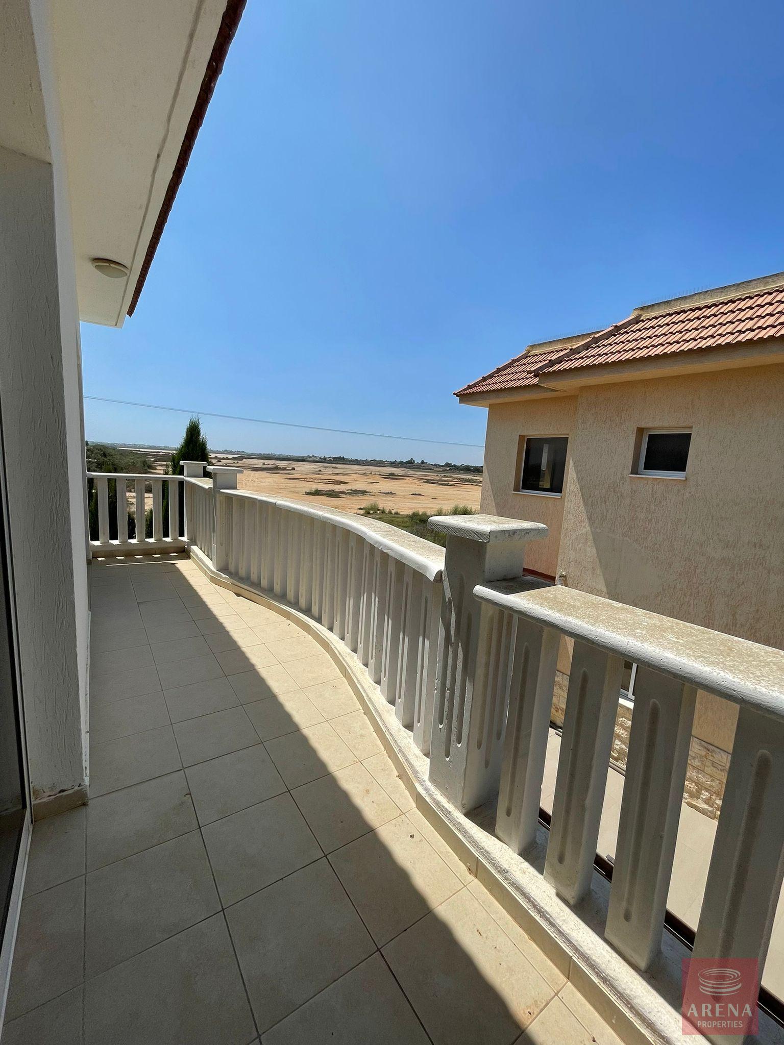 1-VILLA-RENT-DERYNIA-10065-16-1