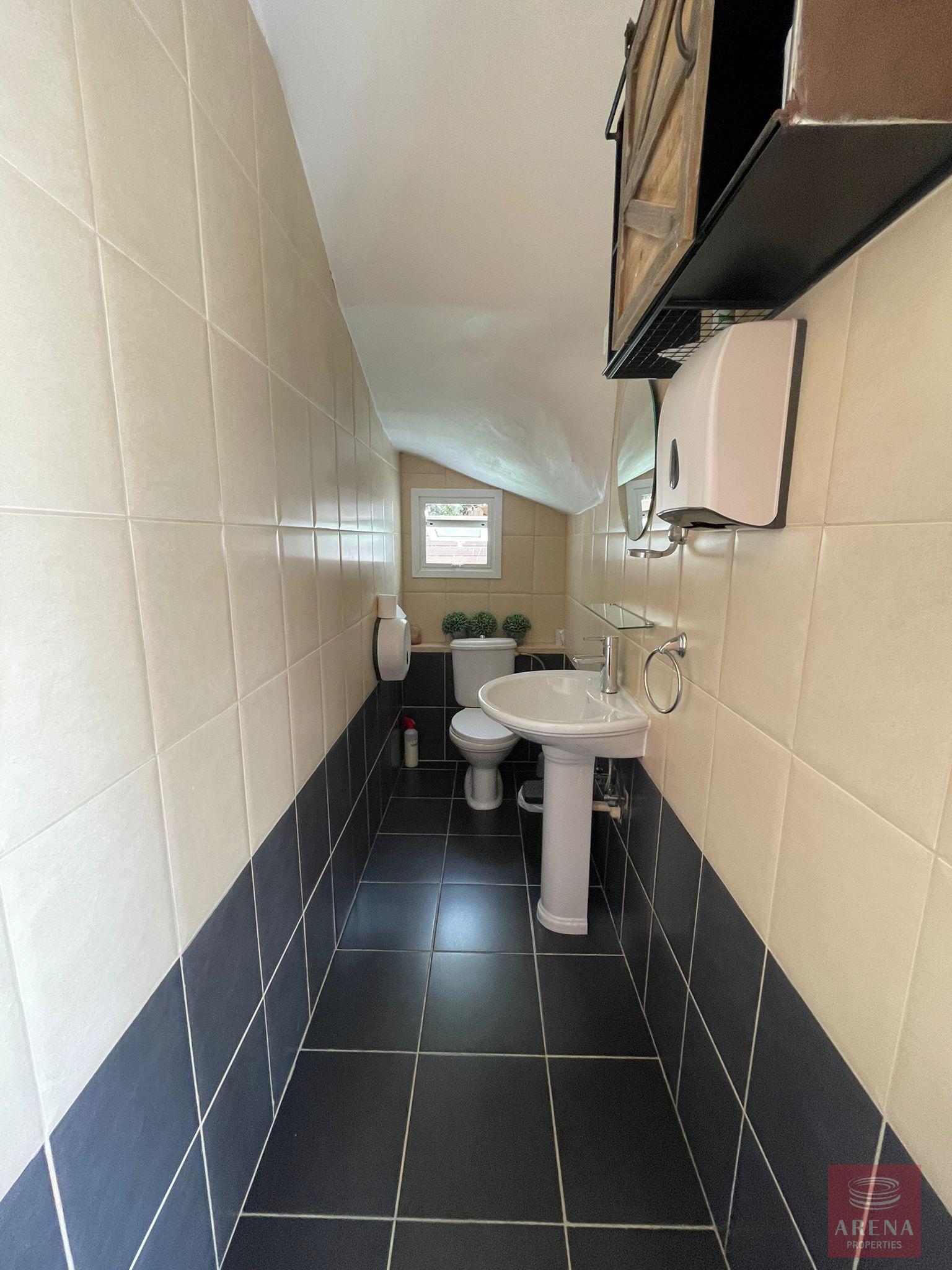 1-VILLA-RENT-DERYNIA-10065-17-1