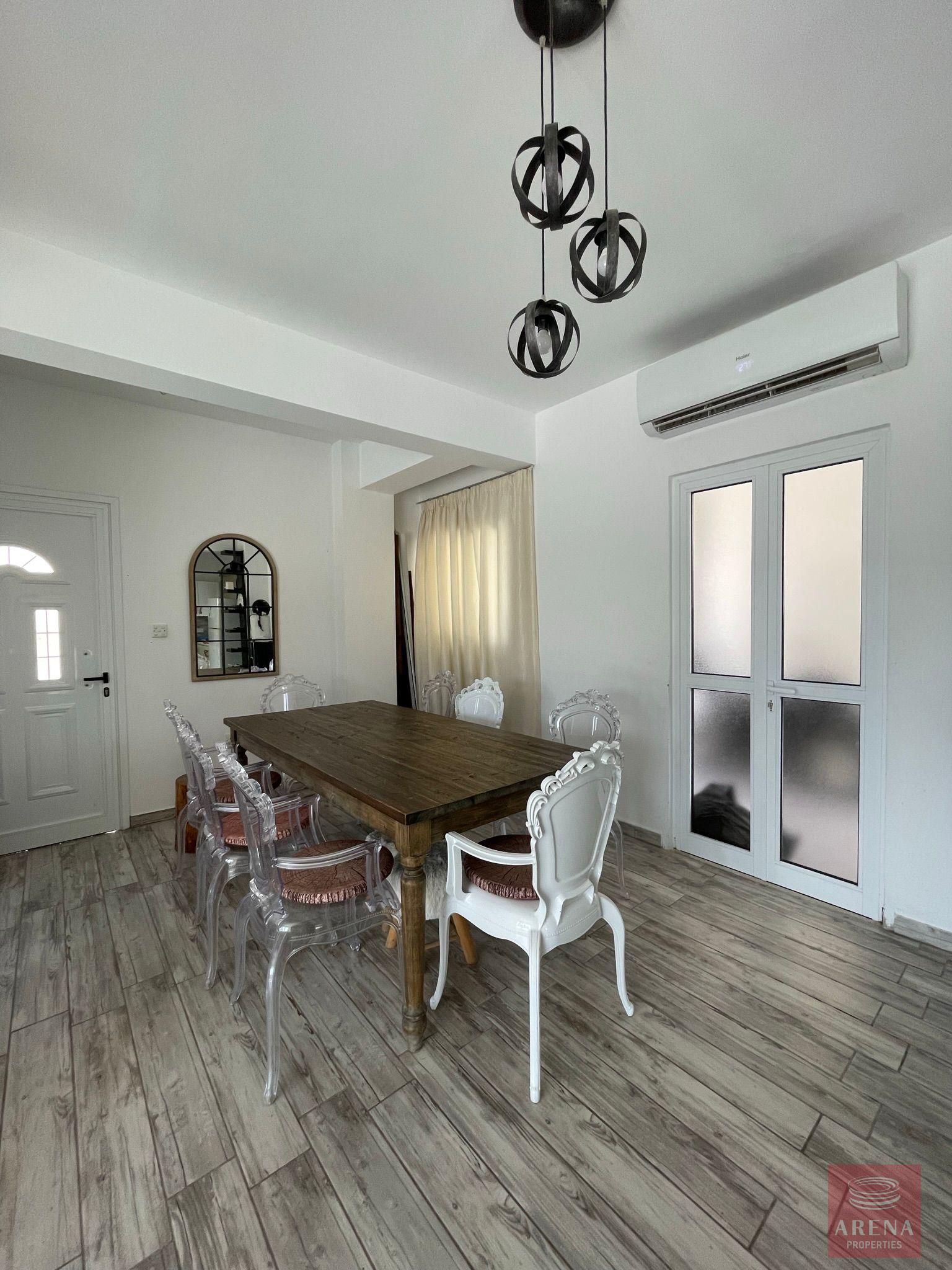 1-VILLA-RENT-DERYNIA-10065-8-1