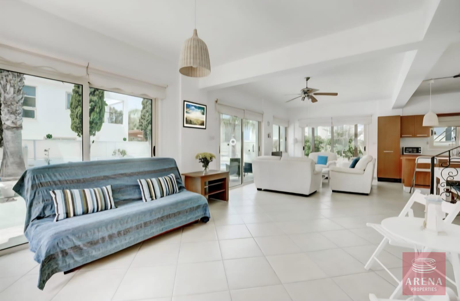 1-VILLA-RENT-PROTARAS-10249-18-4