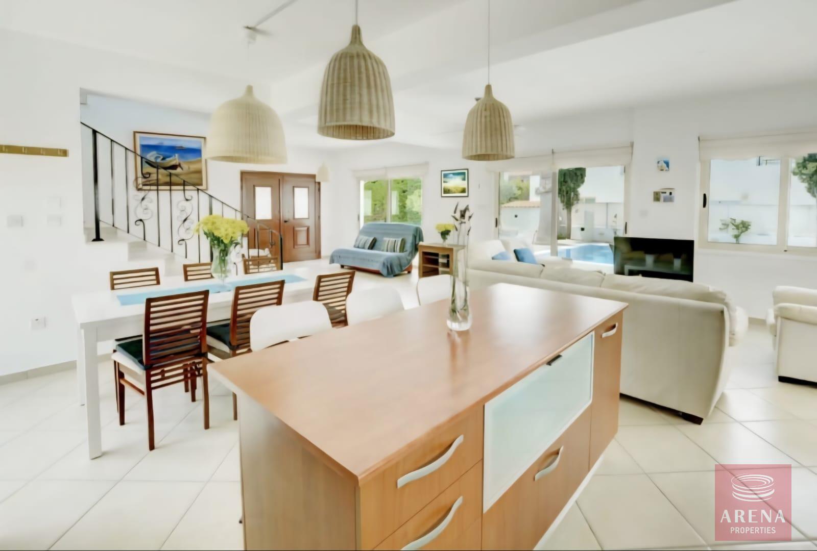 1-VILLA-RENT-PROTARAS-10249-20-4