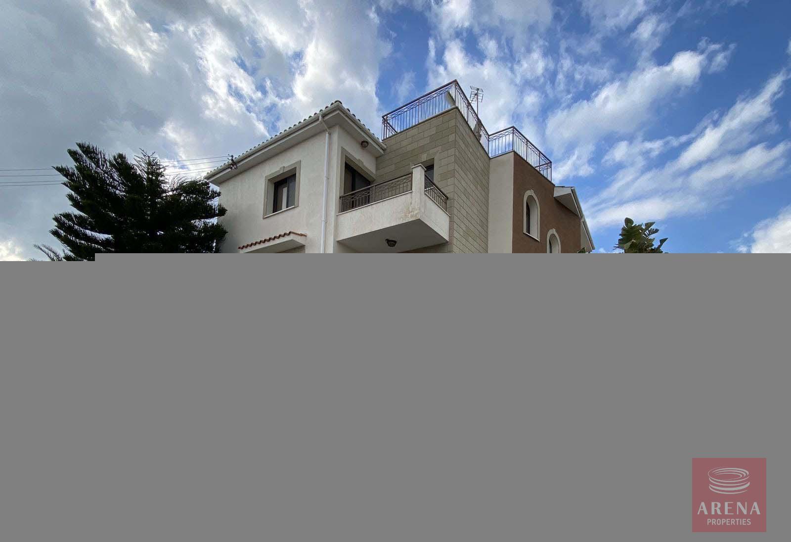 1-Villa-4-bed-Aradippou-5357