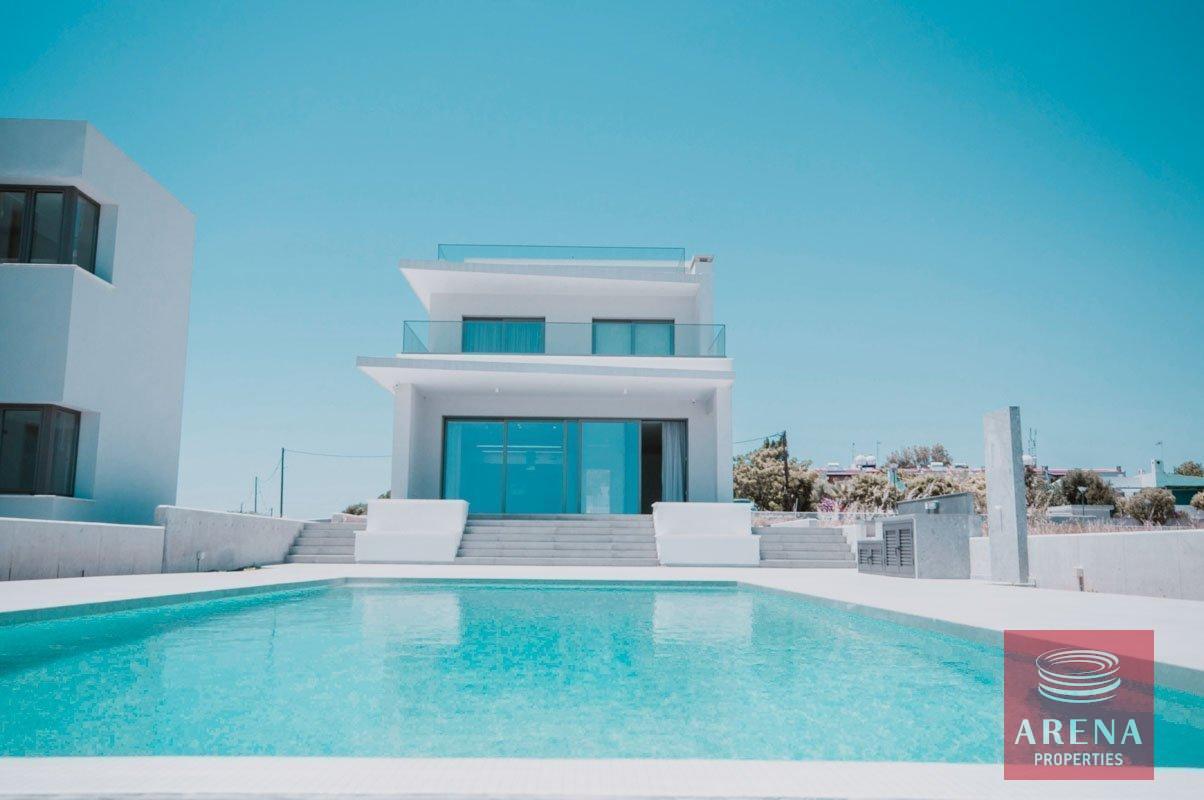 1-Villa-pervolia-4846