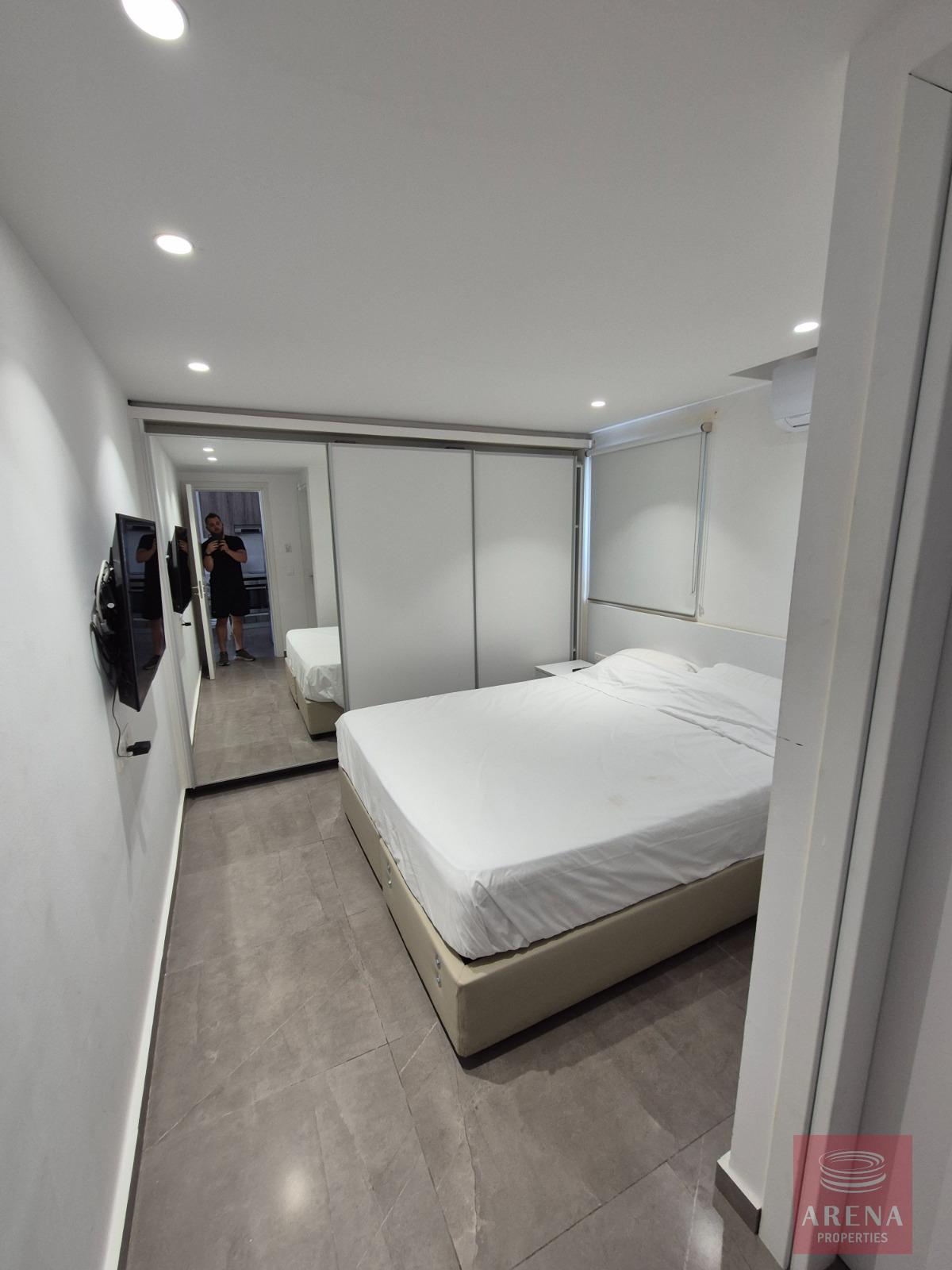 1-apt-aia-napa-10488-9-3