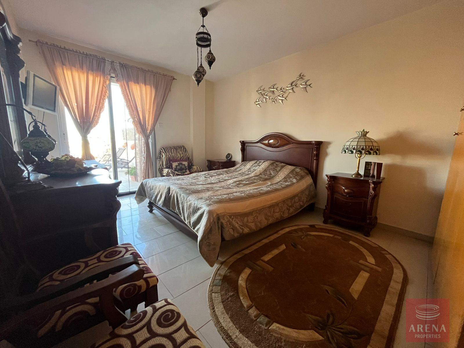 1-apt-for-sale-derynia-10391-14-3