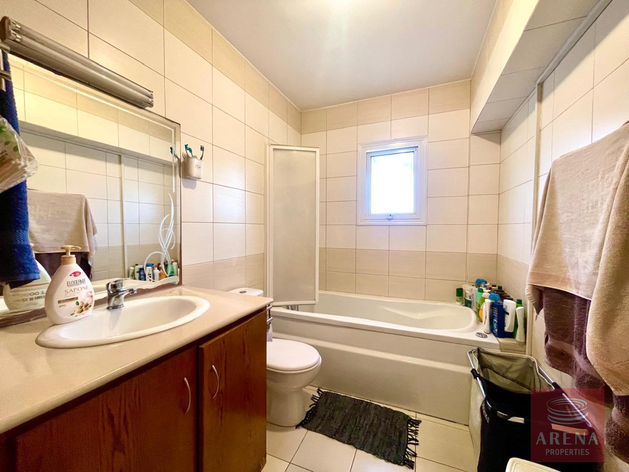 1-apt-in-kiti-9449-11