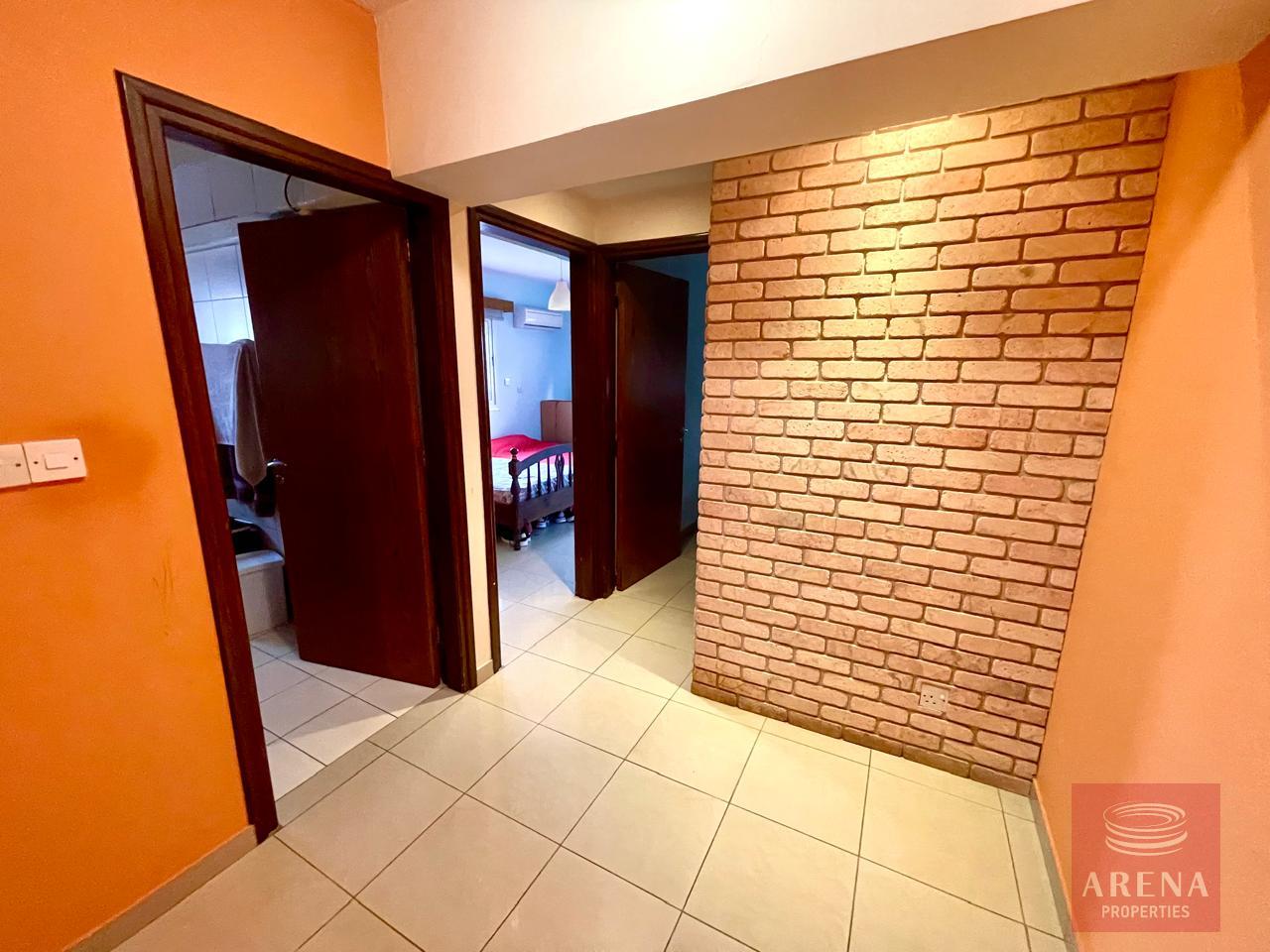 1-apt-in-kiti-9449-12