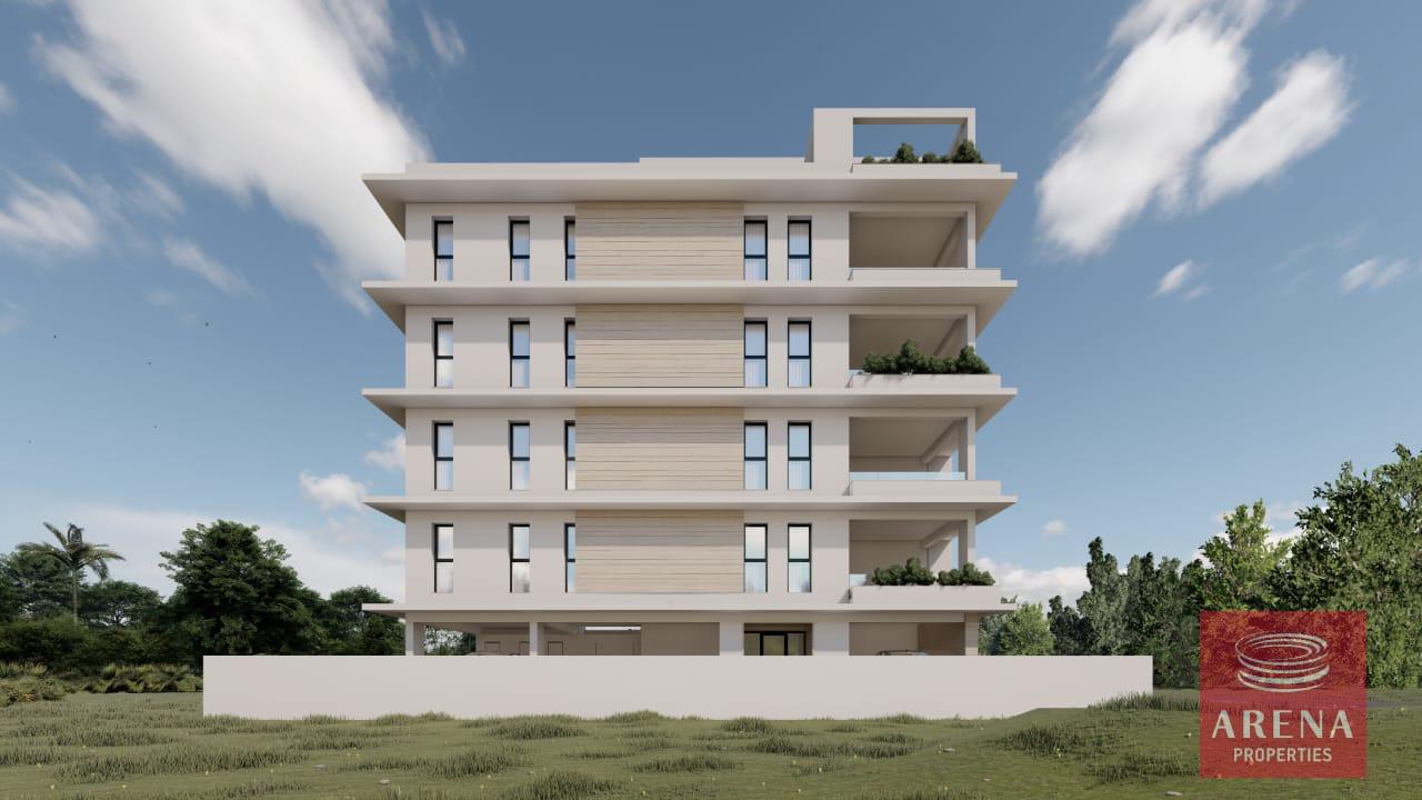 1-apt-in-makenzy-7140