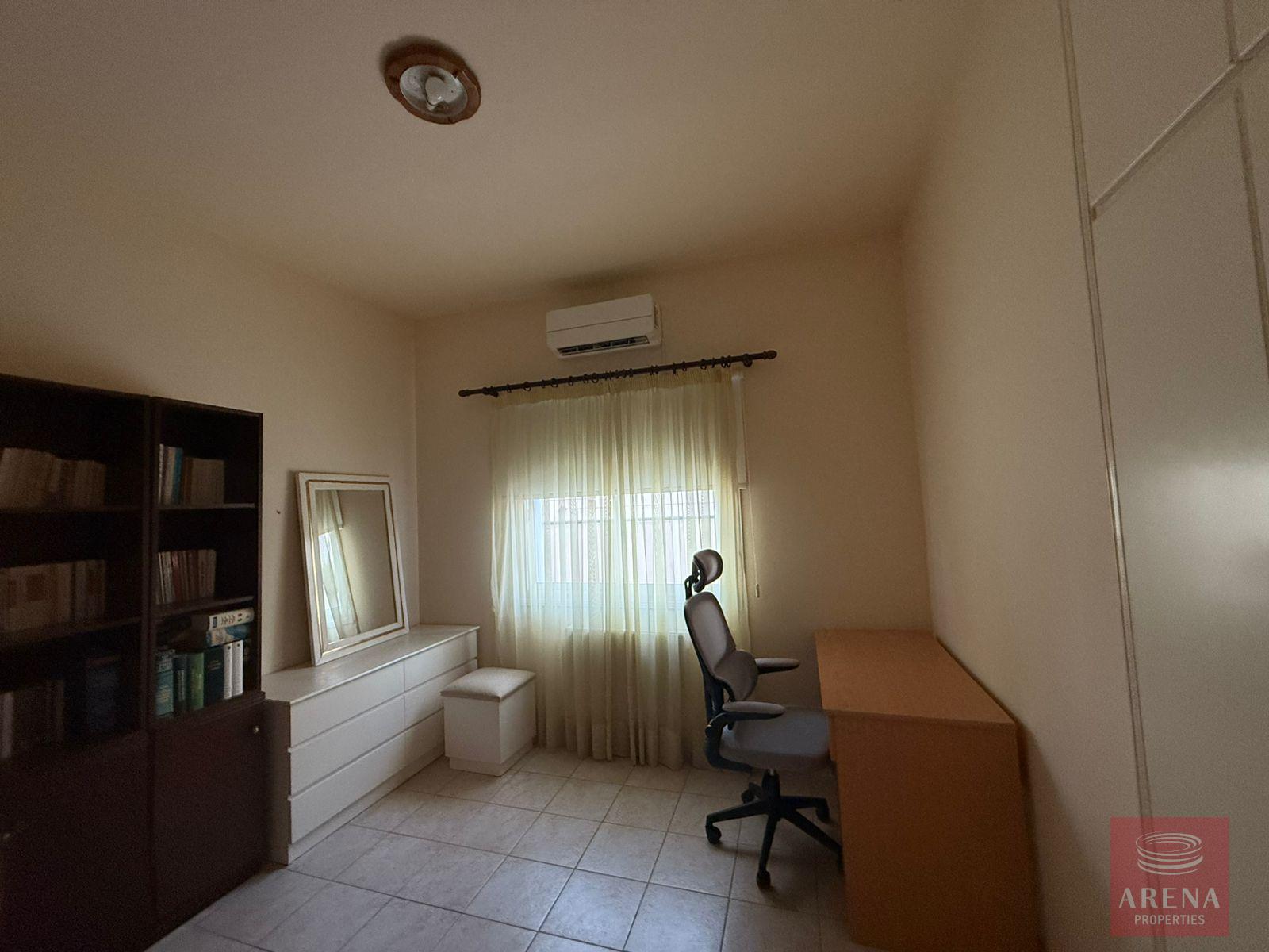 1-bungalow-rent-larnaca-10448-12-2