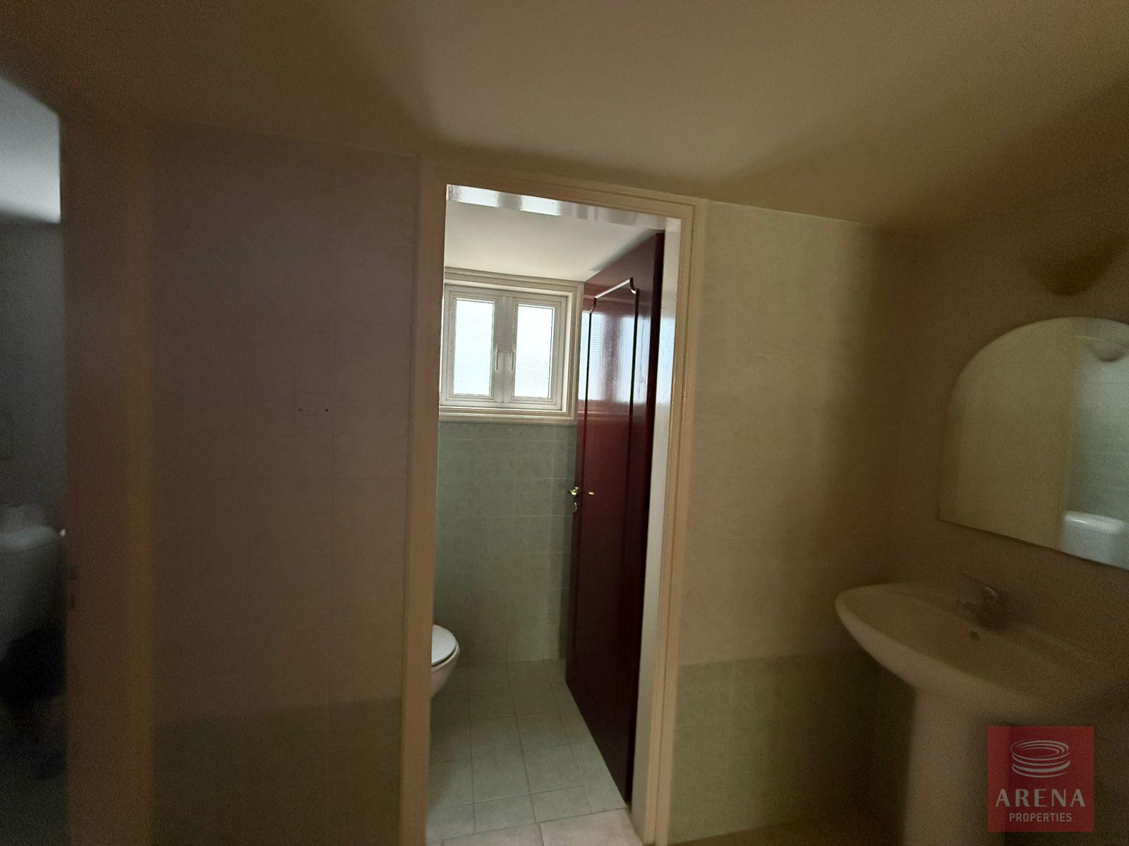 1-bungalow-rent-larnaca-10448-14-2