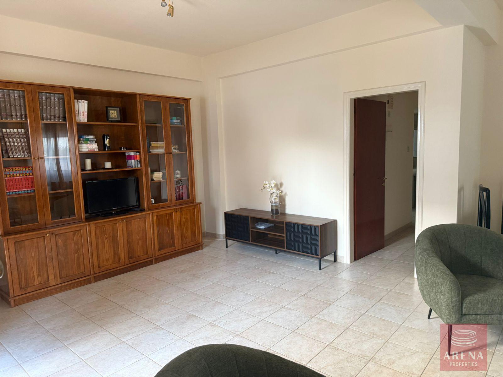 1-bungalow-rent-larnaca-10448-17-2