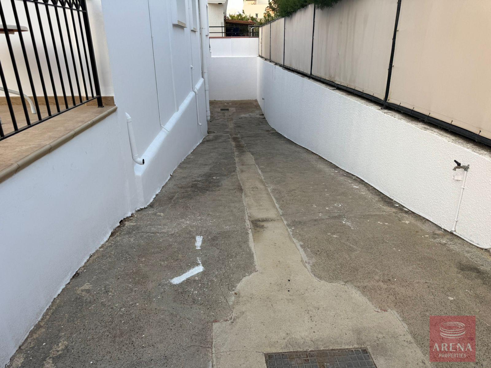 1-bungalow-rent-larnaca-10448-4-2