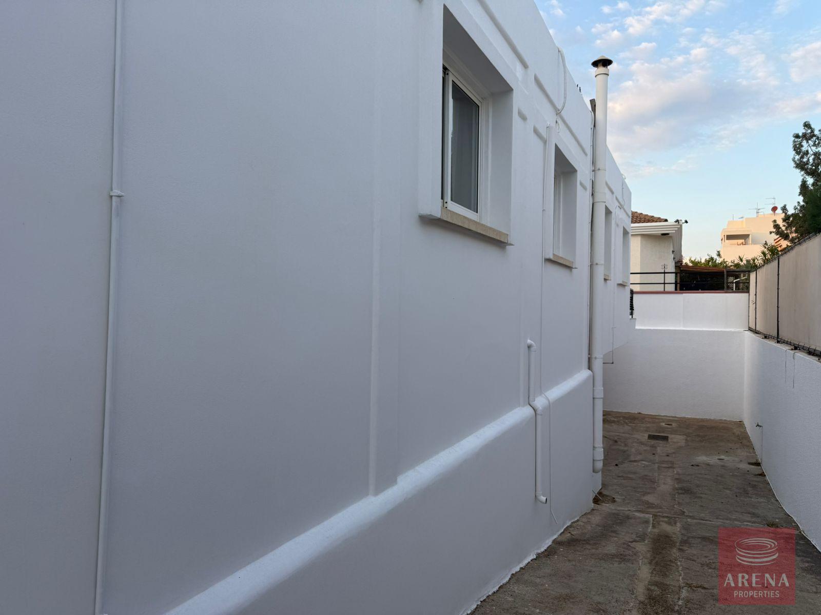 1-bungalow-rent-larnaca-10448-5-2