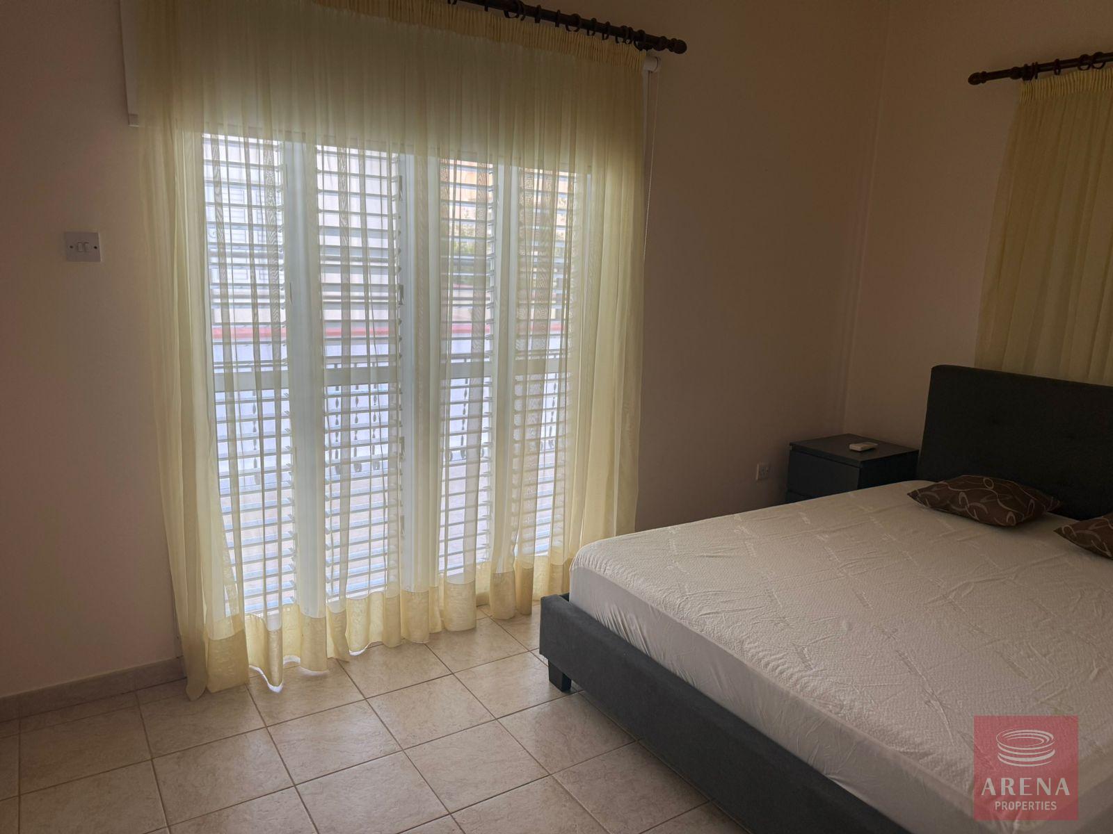 1-bungalow-rent-larnaca-10448-9-2