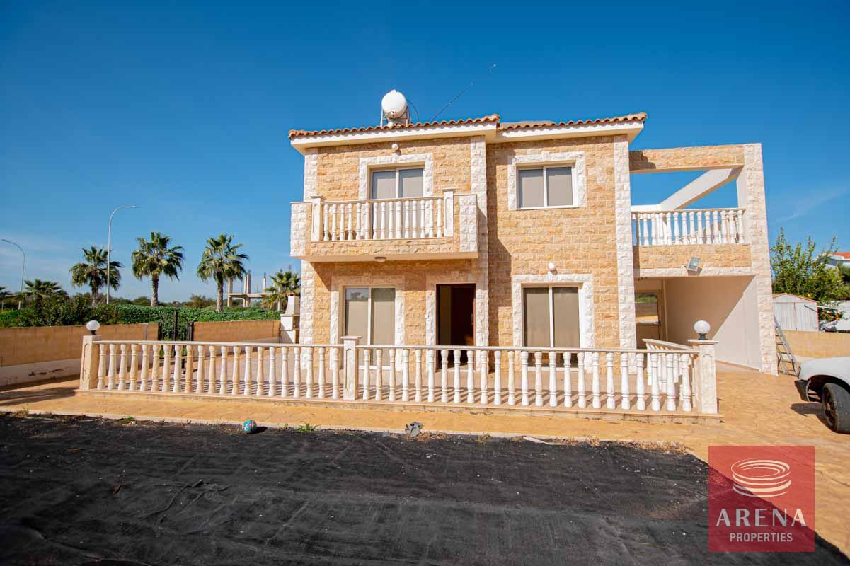 1-house-in-ayia-thekla-5663-1